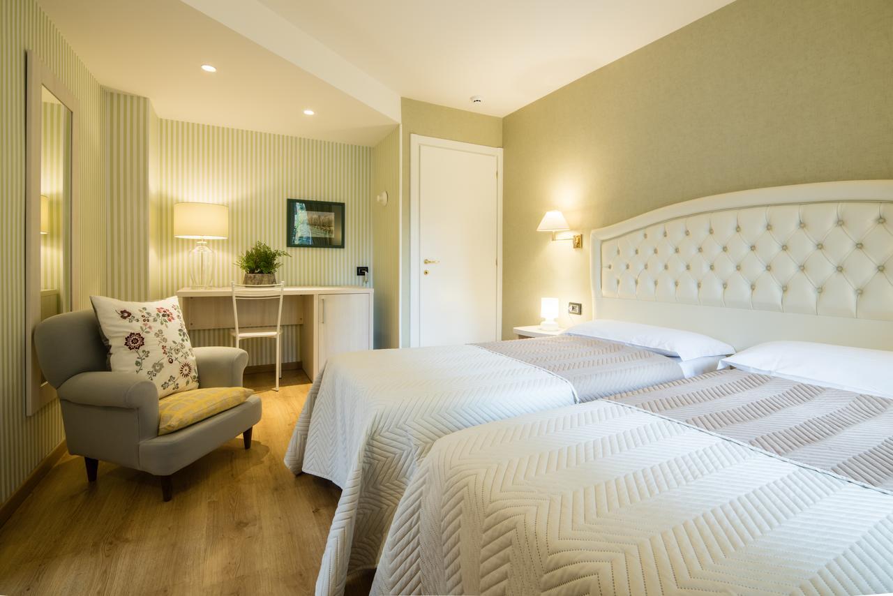 Albergo Milano Snc Lanzo D'intelvi Exterior photo